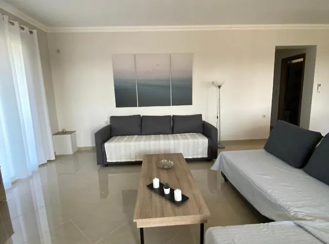 Tasos Cozy 2nd Floor Appartamento *