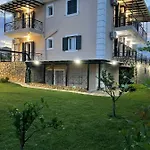 Tasos Cozy 2nd Floor Appartamento