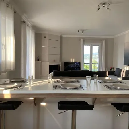 Tasos Cozy 2nd Floor *