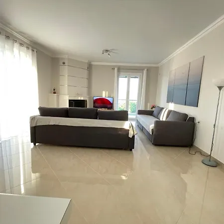 Tasos Cozy 2nd Floor Apartamento